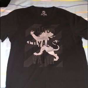 Express t shirt size small